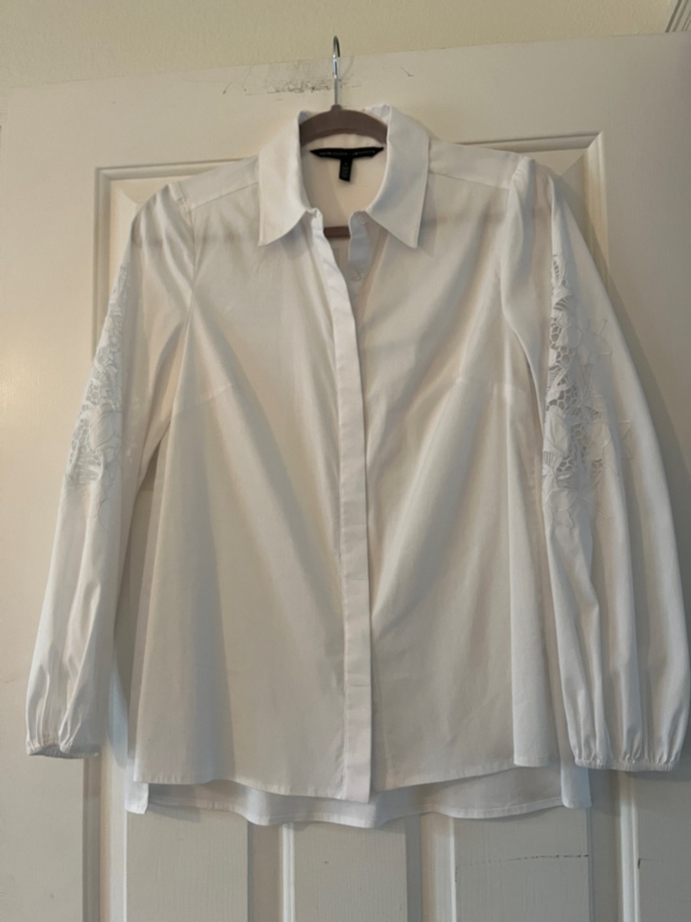 White House Black Market NWOT White Collared Button Shirt